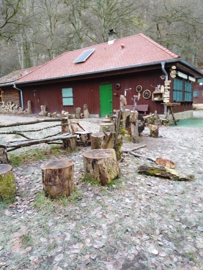 Ferienwohnung Mit Kleinem Garten Sonnenbühl Esterno foto