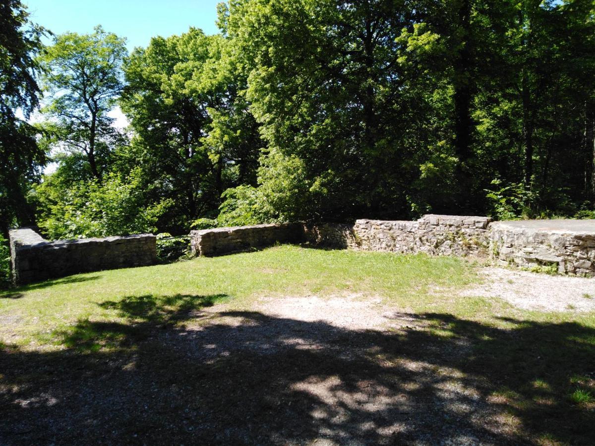 Ferienwohnung Mit Kleinem Garten Sonnenbühl Esterno foto