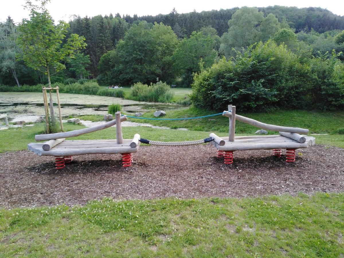 Ferienwohnung Mit Kleinem Garten Sonnenbühl Esterno foto